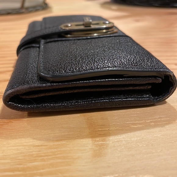 Burberry Black/Brown Metallic Leather Wallet - Picture 13 of 16